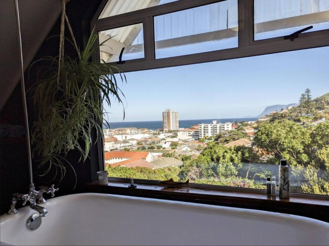 Cape Weaver Muizenberg Exterior photo